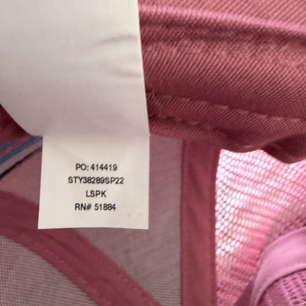 Patagonia P-6 Logo Trucker Hat Trucker Light Star Pink - Picture 4 of 5